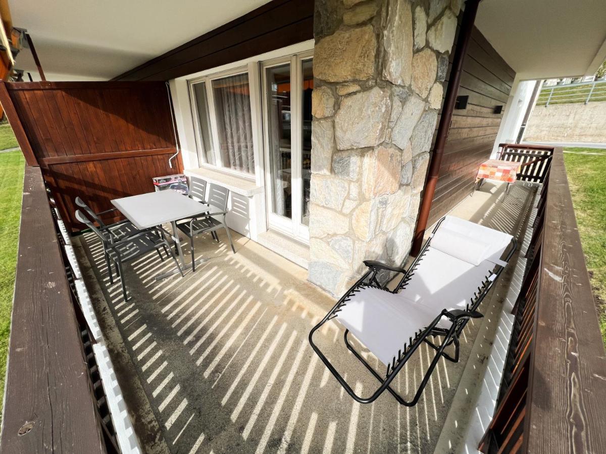 Bel Appartement 3 Pieces Au Pied Des Pistes De Ski كرانز مونتانا المظهر الخارجي الصورة